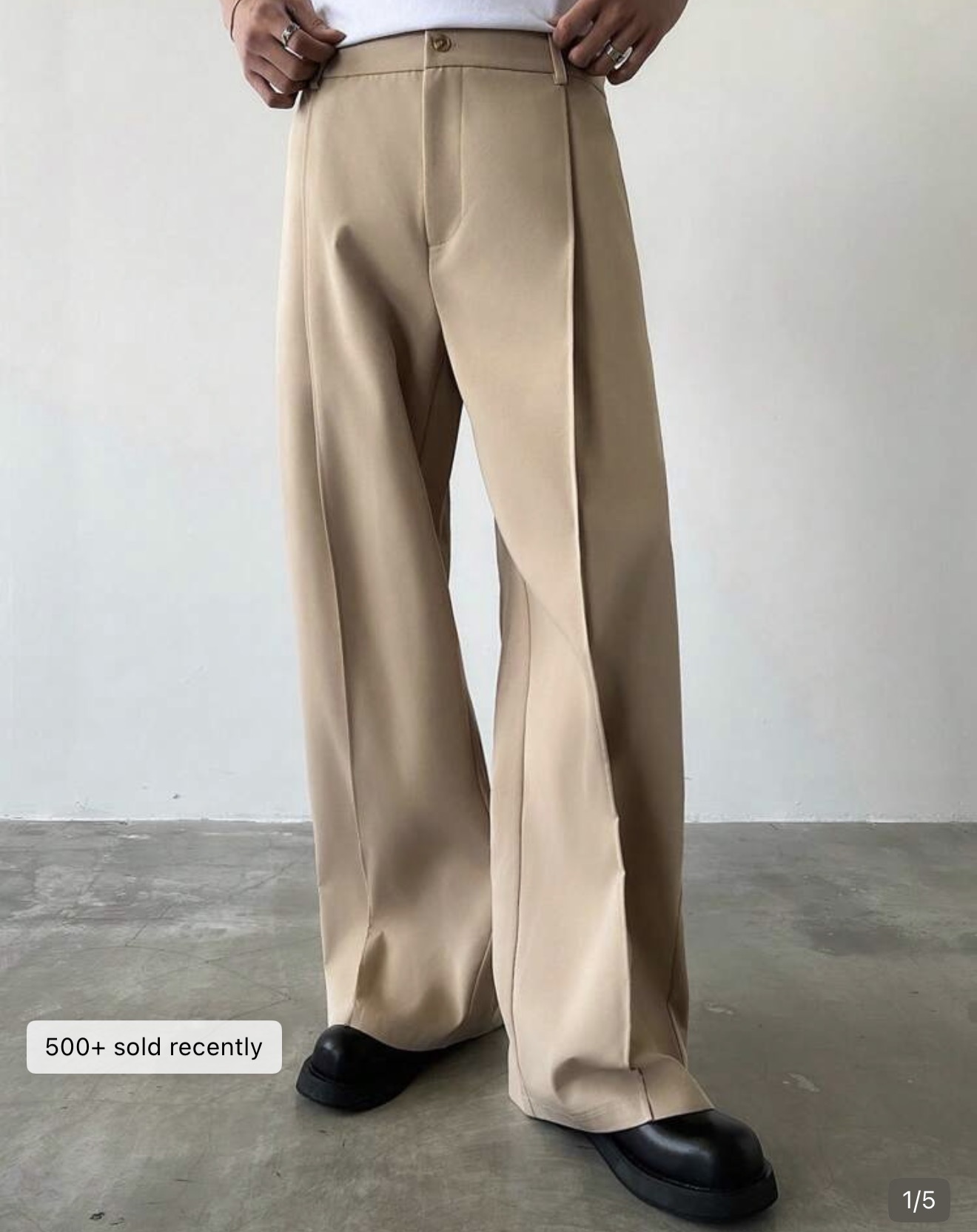 Oversized Baggy Pants · Beige — Front